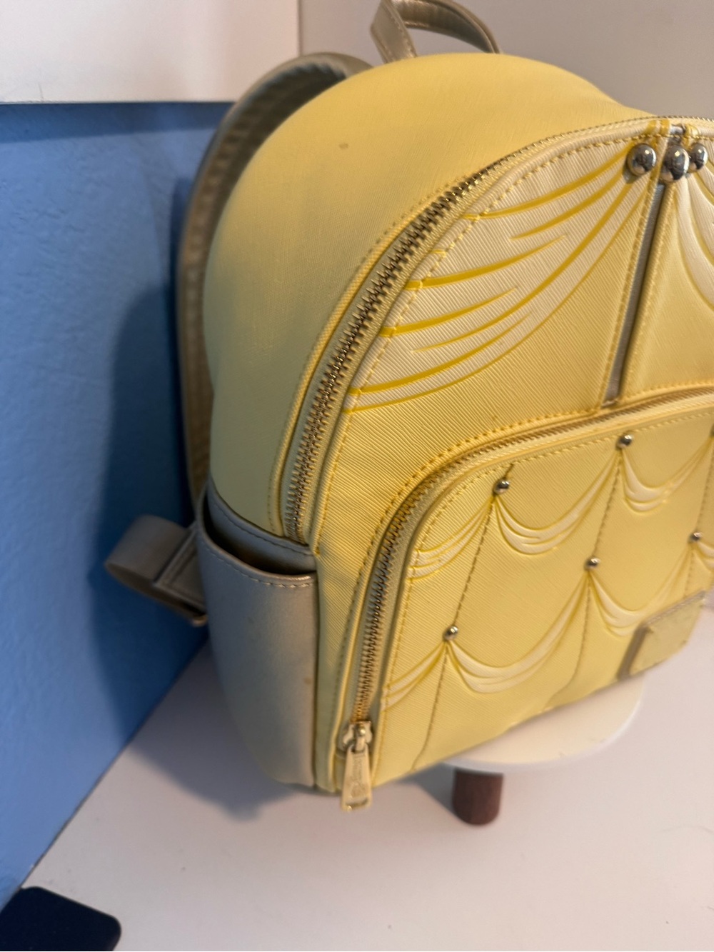 Loungefly Yellow Scallop Mini Backpack - Picture 6 of 9
